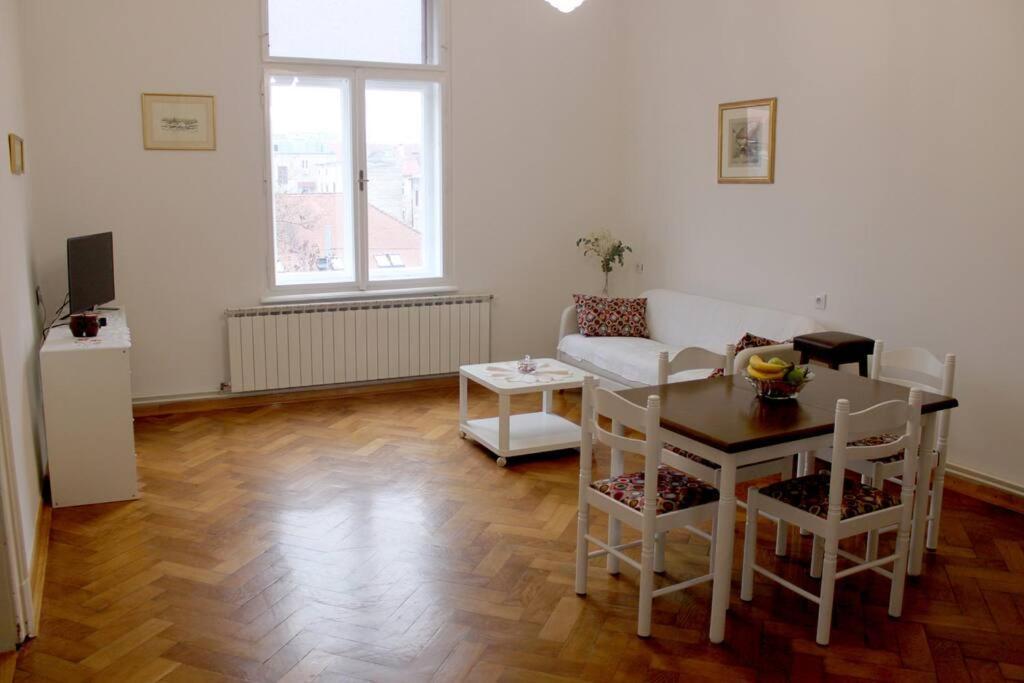 Apartman Mario Zagreb Buitenkant foto